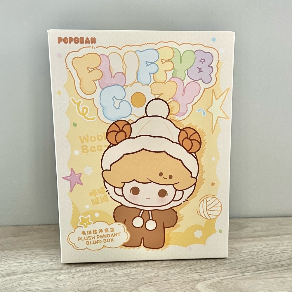 Pop Mart Pop Bean Fluffy & Cozy Plush Pendant - Crybaby Fuzzy Bear - Picture 6 of 9